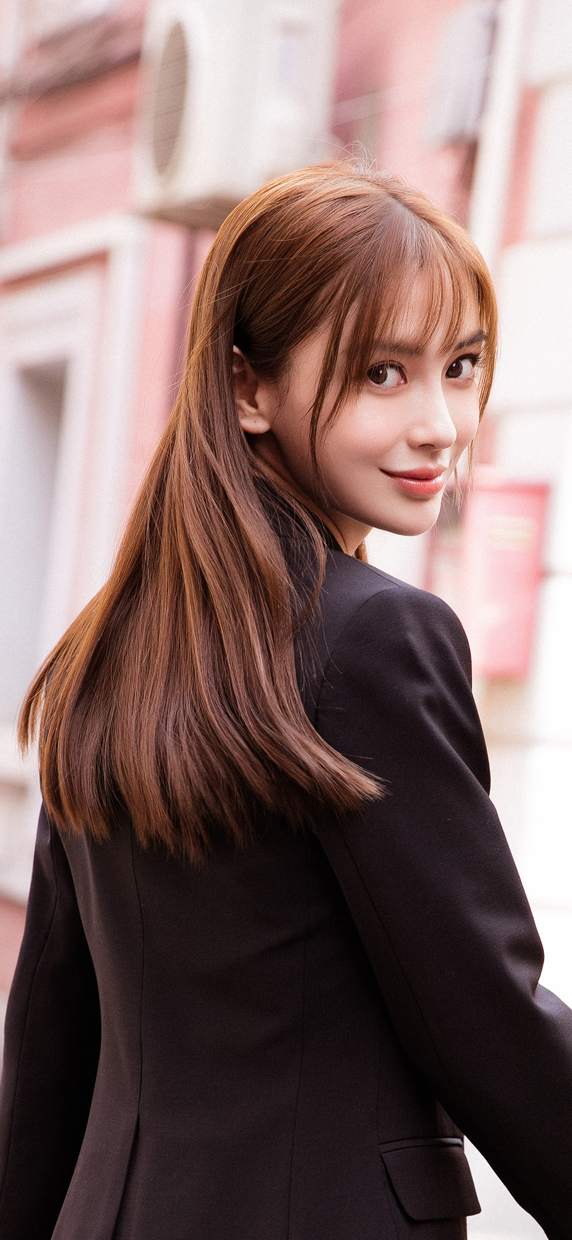 angelababy 杨颖 模特 演员 明星 回眸 苹果手机高清壁纸 1125x2436