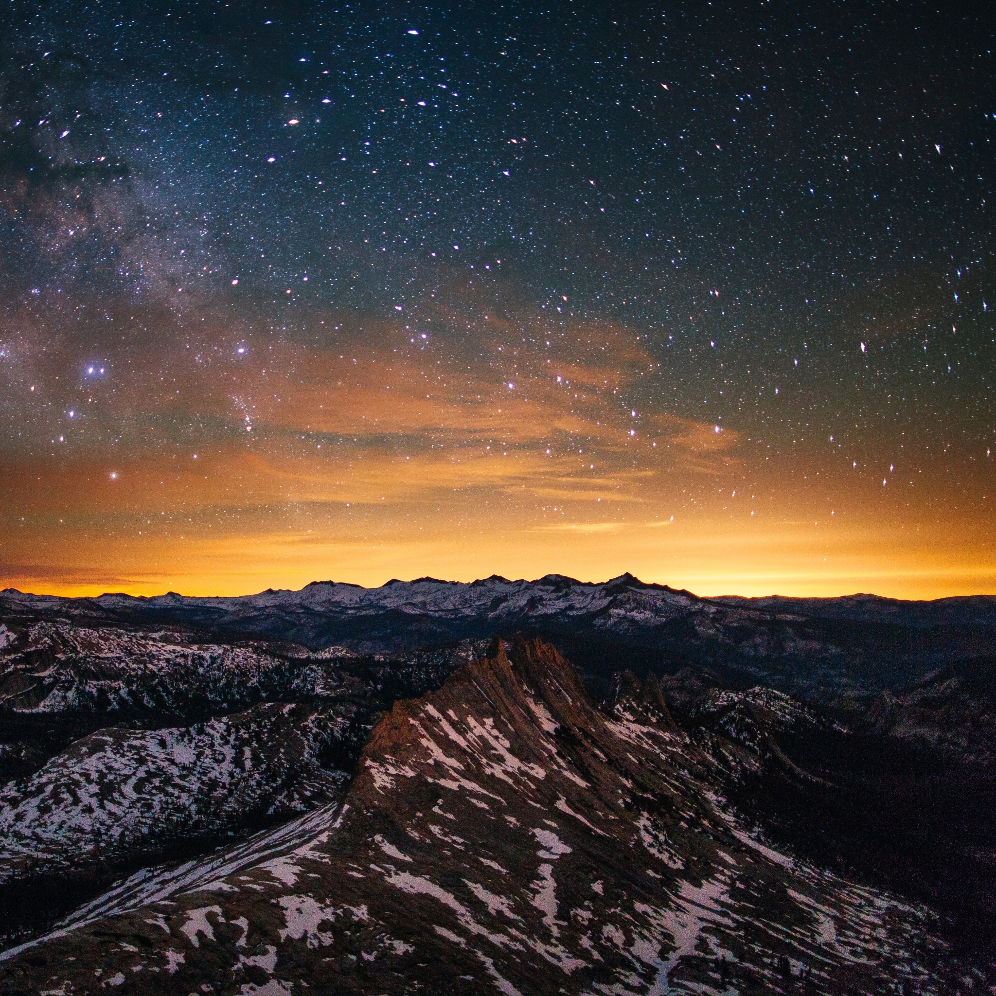 星空 山峰 雪山 日出 苹果手机高清壁纸 2048x2