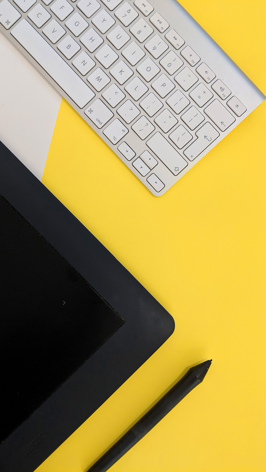 静物 键盘 手绘板 色彩 苹果手机高清壁纸 1080