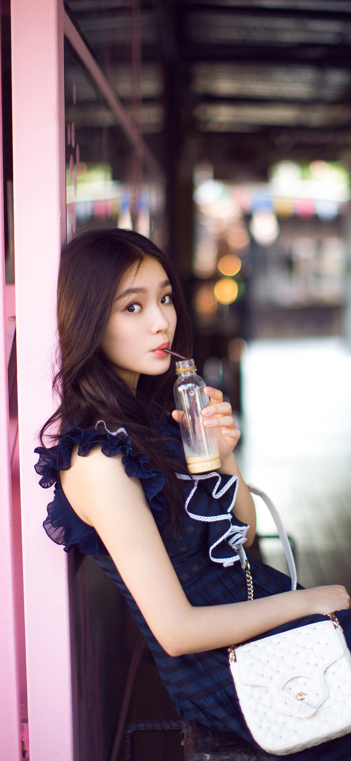 林允 演员 明星 时尚 街拍 苹果手机高清壁纸 1125x2436_爱思助手