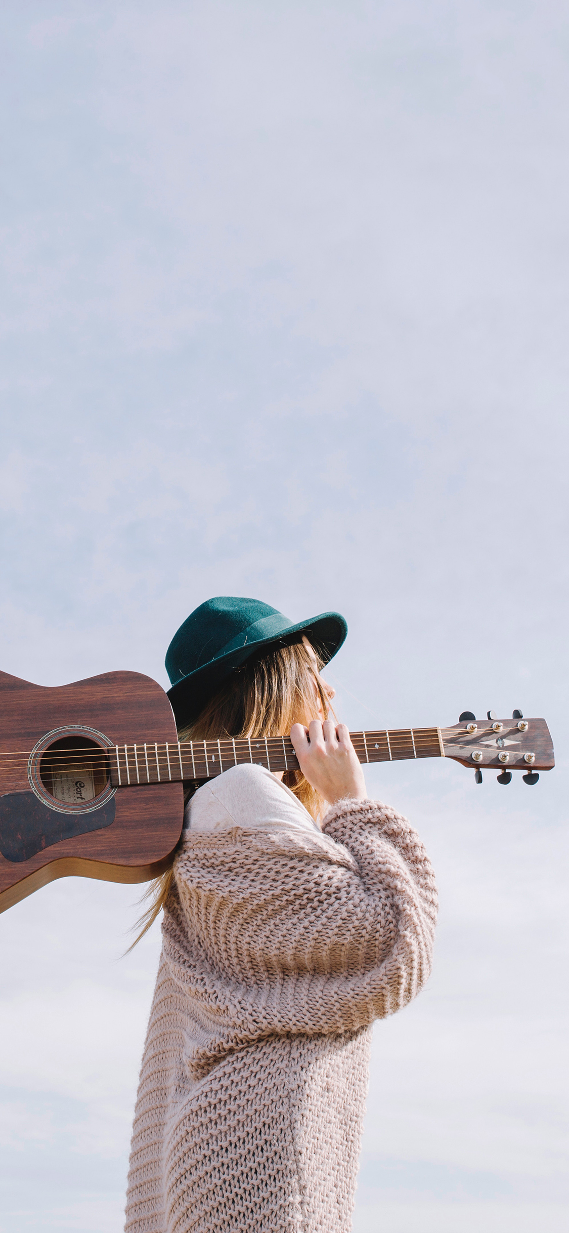 侧身 女孩 吉他 音乐 苹果手机高清壁纸 1125x2436_爱思助手