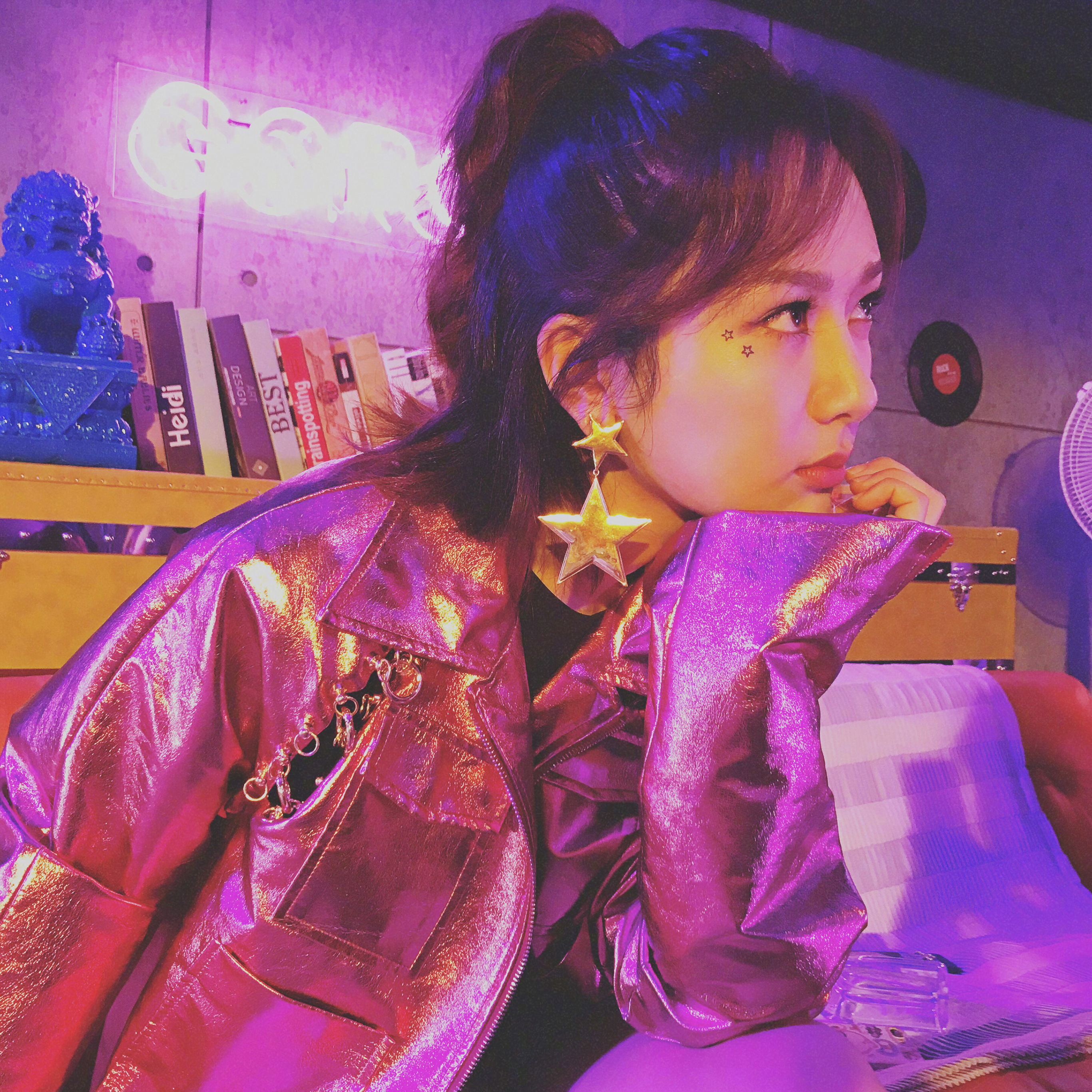 杨紫 演员 明星 艺人 时尚 苹果手机高清壁纸 2