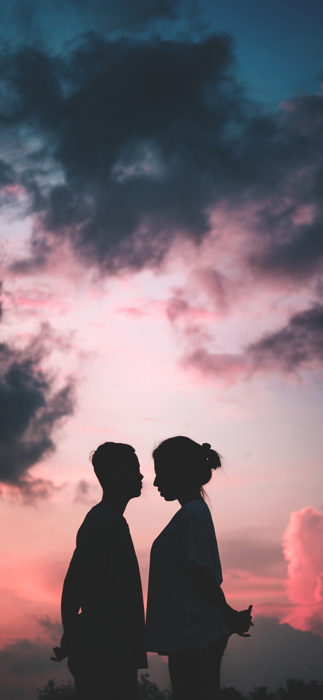 情侣 光影 天空 渐变 苹果手机高清壁纸 1125x2436_爱思助手