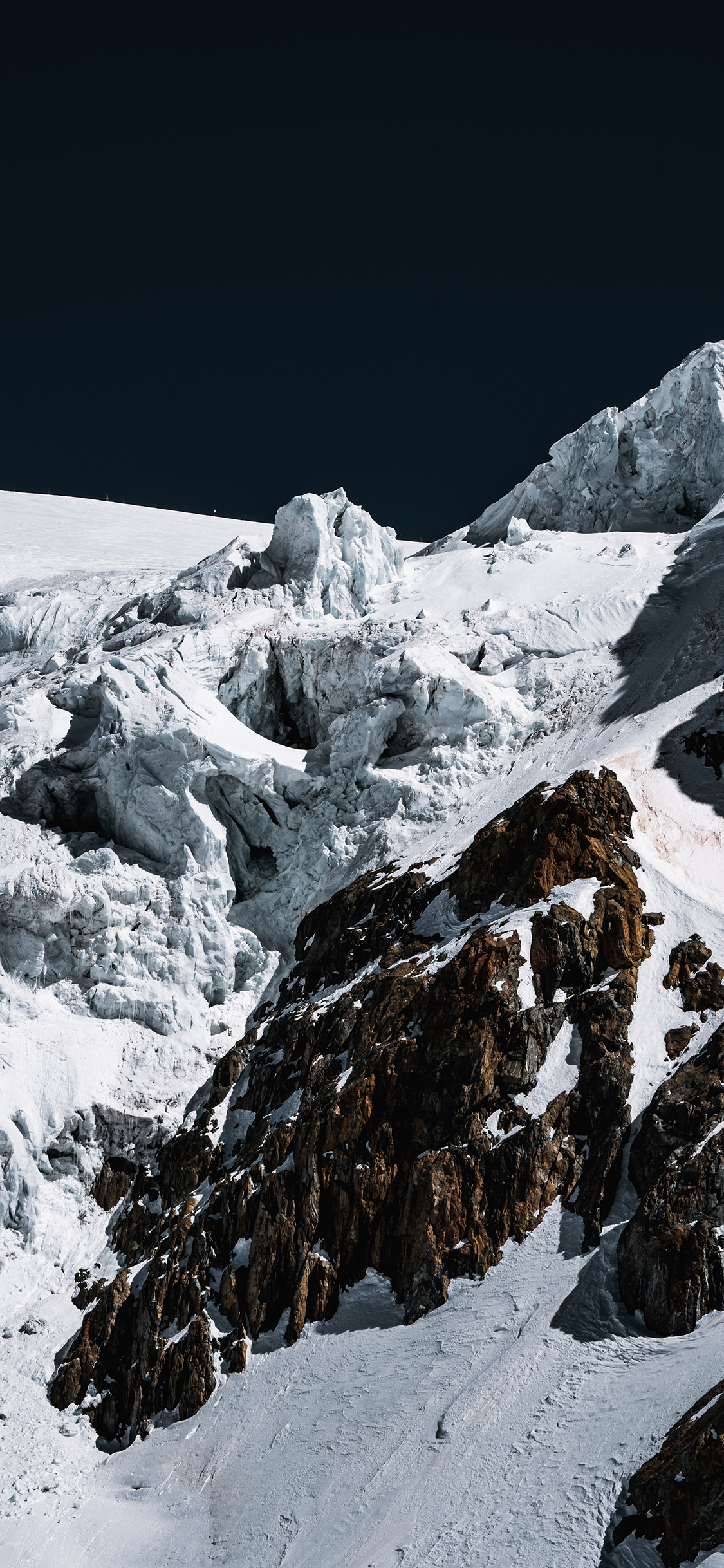 山峰 雪山 白雪覆盖 寒冷 苹果手机高清壁纸 1125x2436_爱思助手